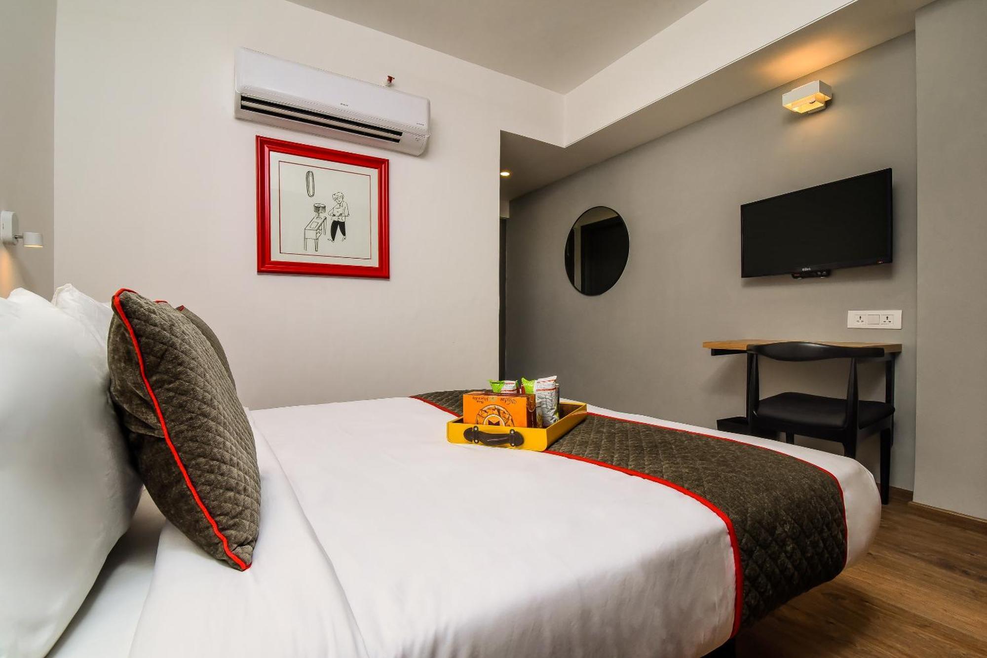 Townhouse C Scheme Ahinsa Circle Hotel Джайпур Екстериор снимка
