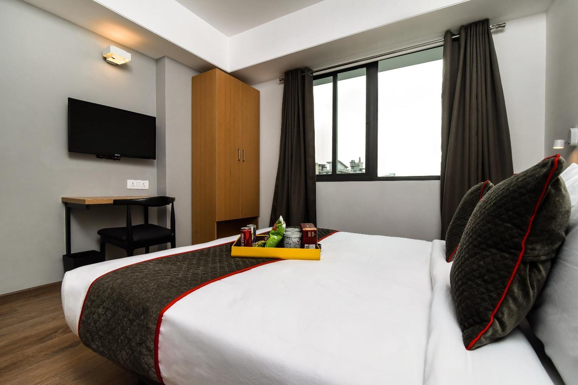 Townhouse C Scheme Ahinsa Circle Hotel Джайпур Екстериор снимка