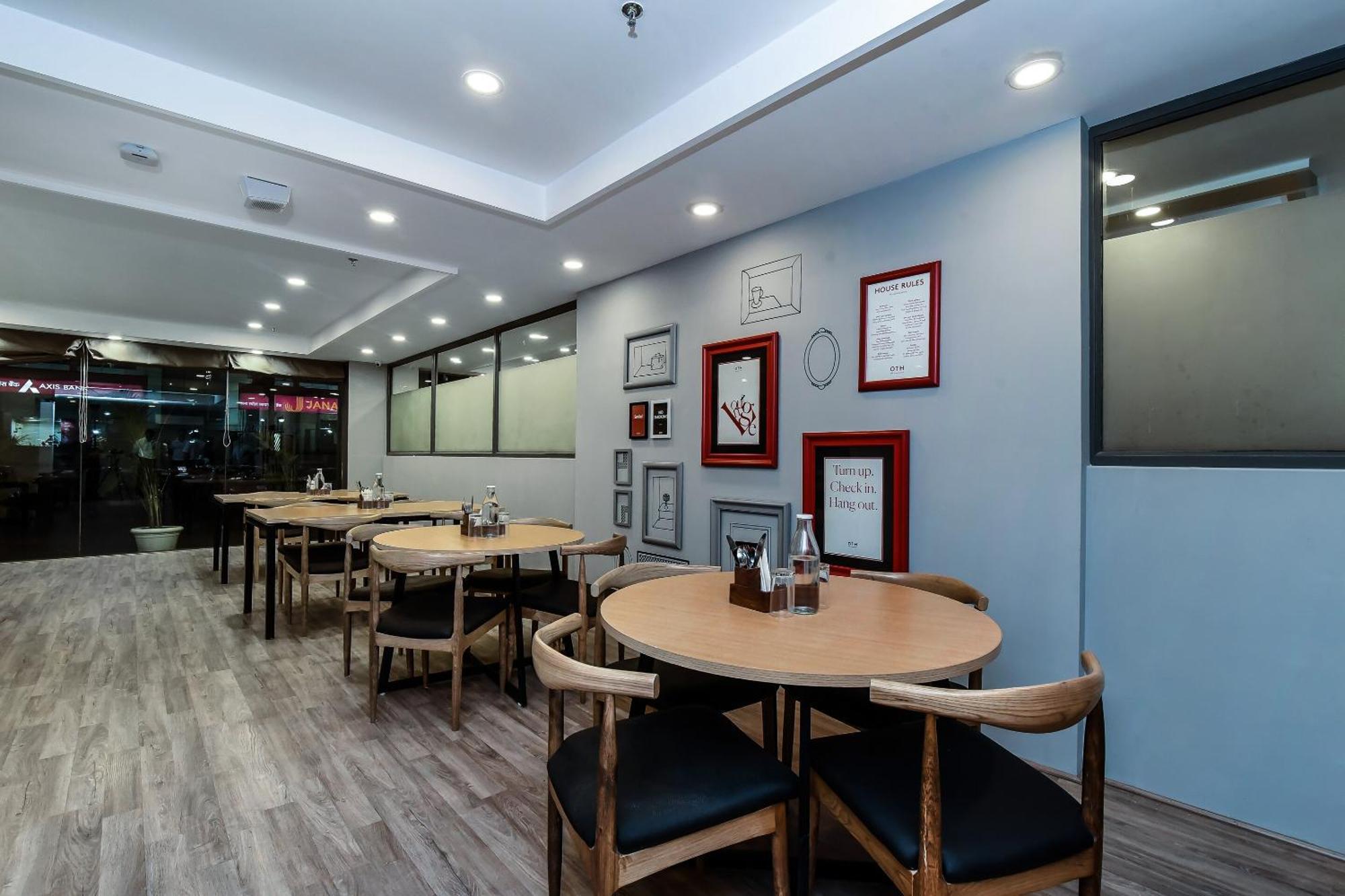 Townhouse C Scheme Ahinsa Circle Hotel Джайпур Екстериор снимка